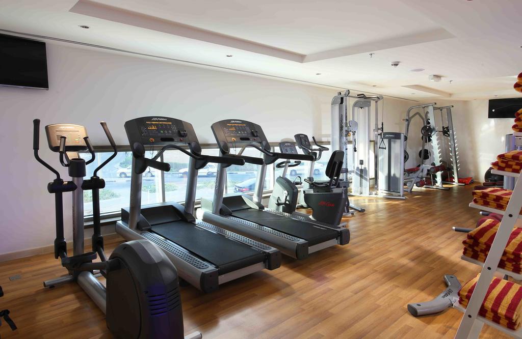 ไอบิส สไตล์ ดูไบ จูเมรา Hotel ภายนอก รูปภาพ