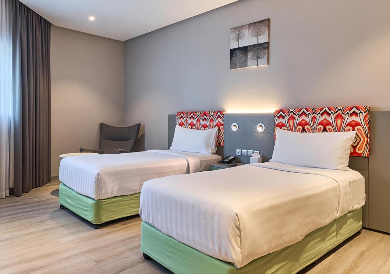 ไอบิส สไตล์ ดูไบ จูเมรา Hotel ภายนอก รูปภาพ