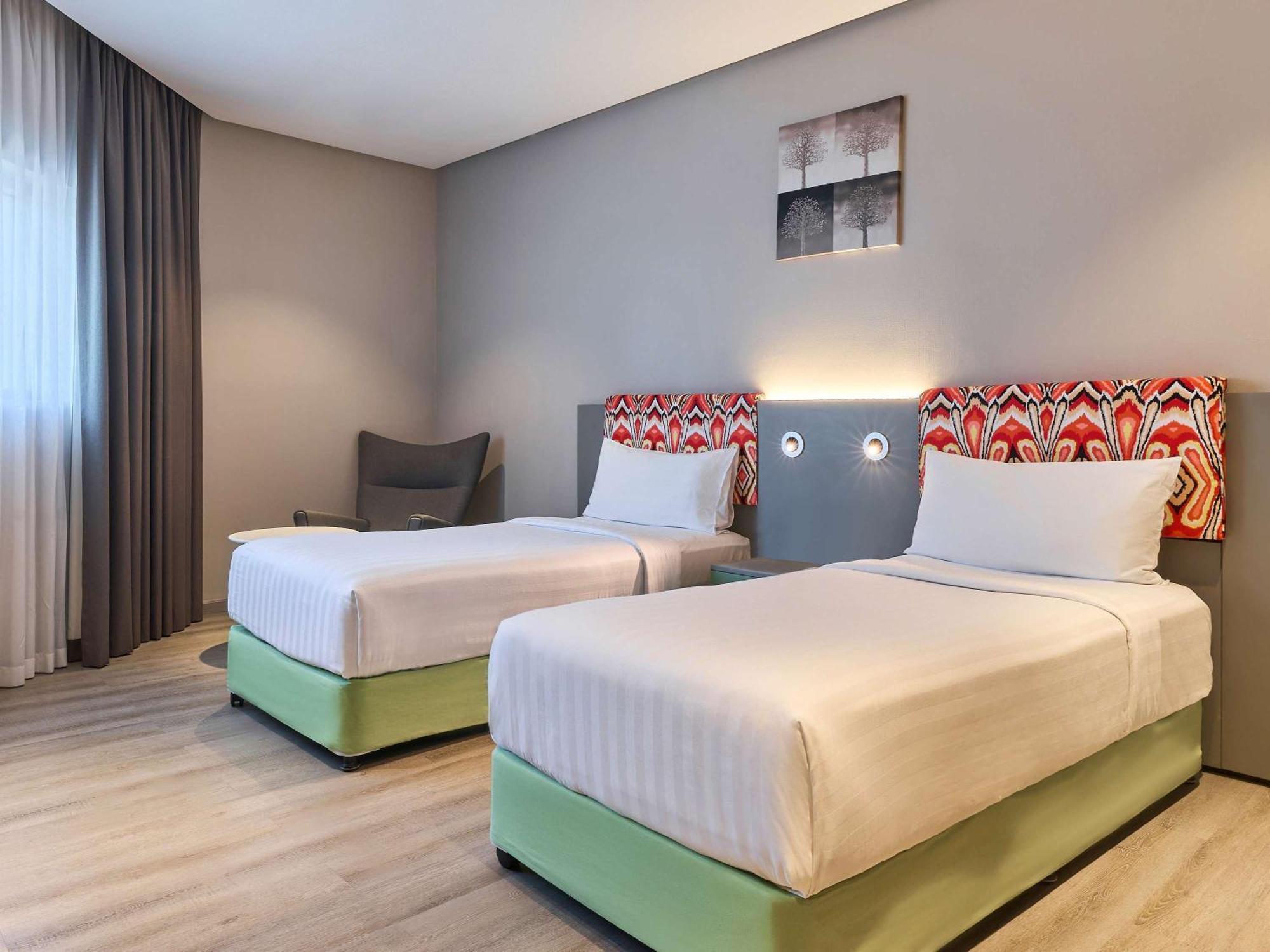ไอบิส สไตล์ ดูไบ จูเมรา Hotel ภายนอก รูปภาพ
