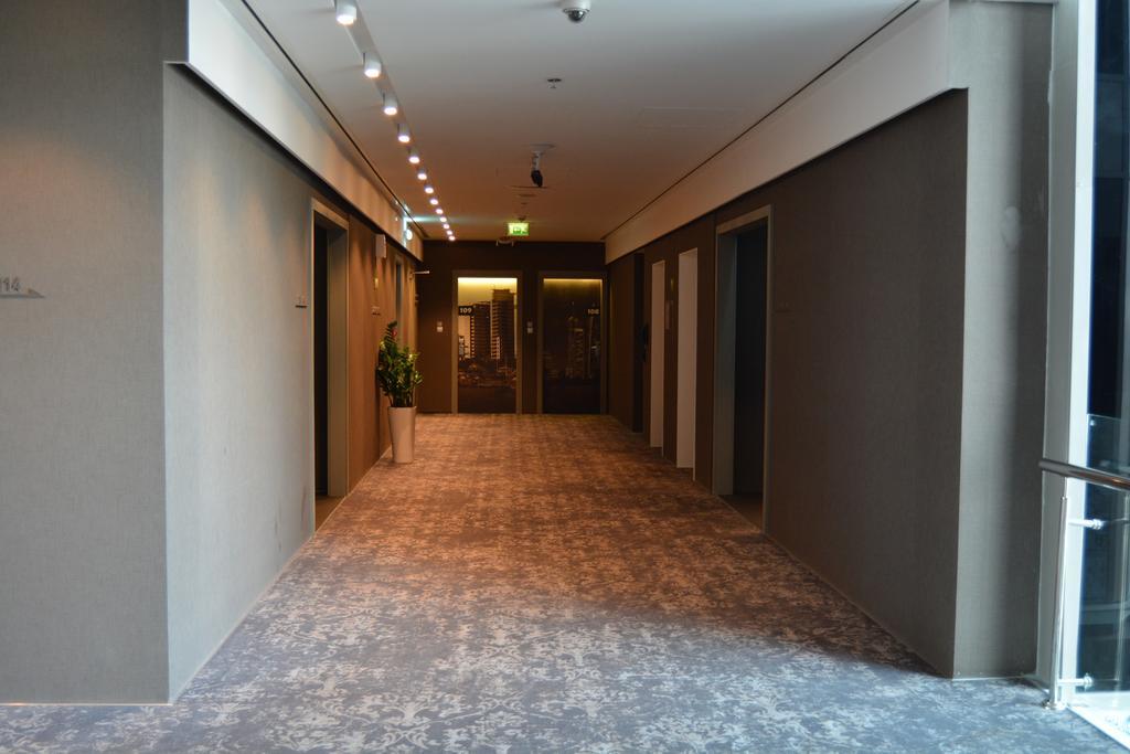 ไอบิส สไตล์ ดูไบ จูเมรา Hotel ภายนอก รูปภาพ